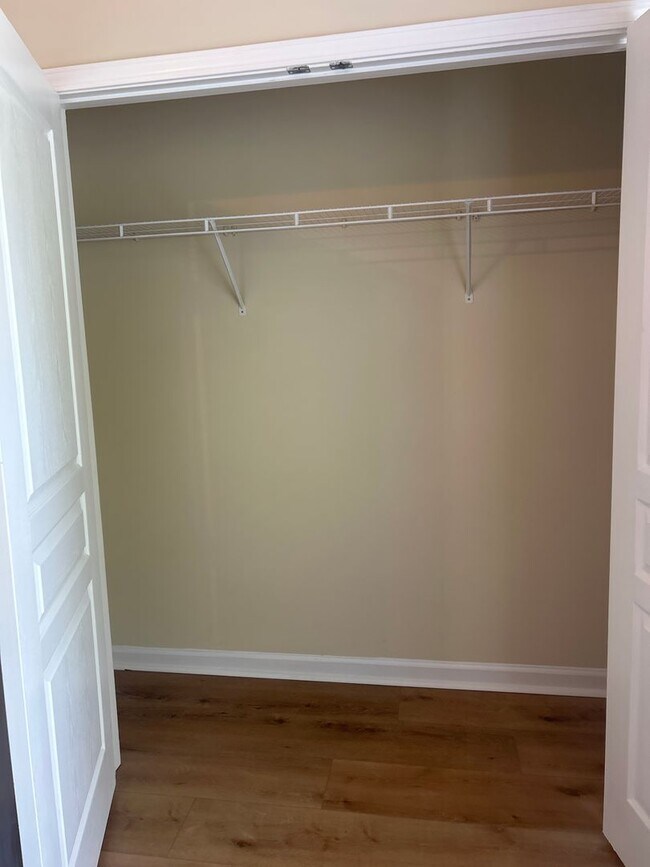 Building Photo - 03-208 Cook