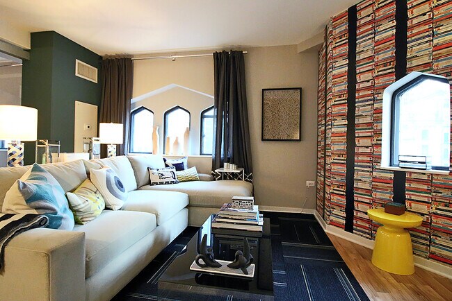 Building Photo - 188 W Randolph St