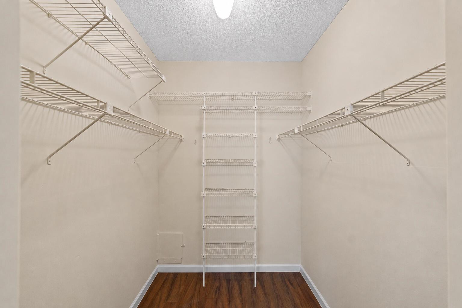 Building Photo - 1630 S Ocean Ln