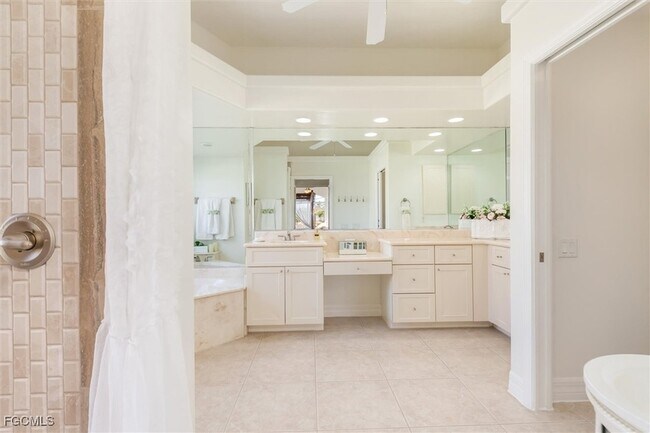 Building Photo - 11768 Lady Anne Cir