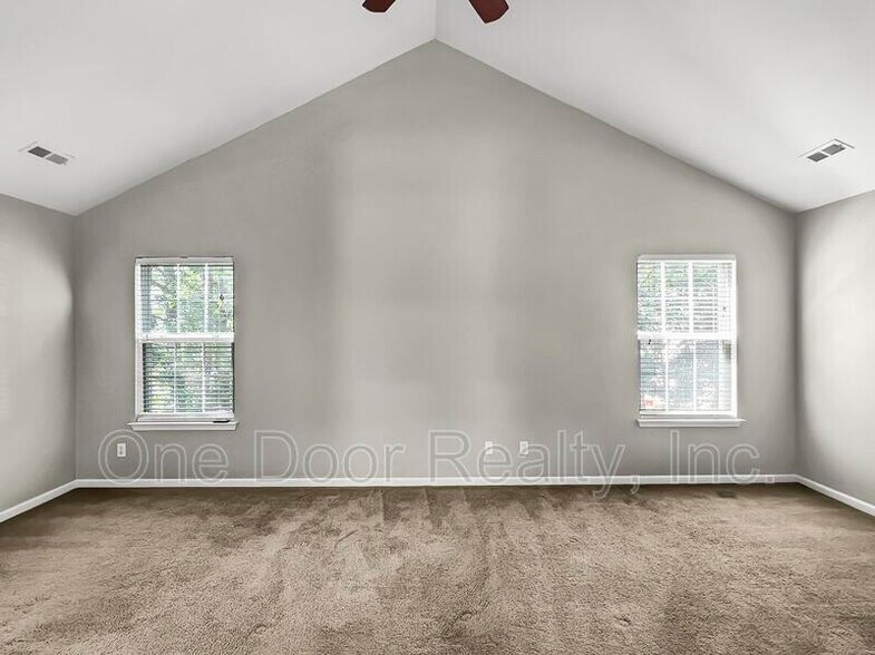 Building Photo - 109 Chardonnay Rd