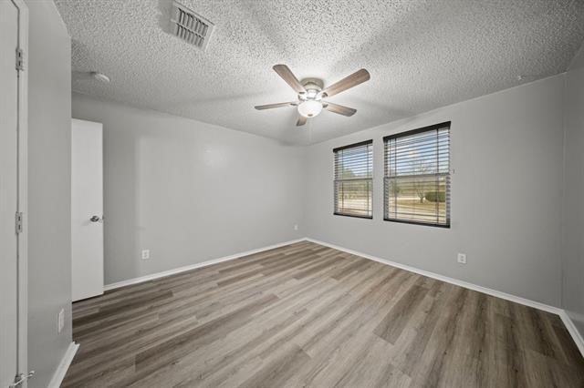 Building Photo - 1501 Big Lake