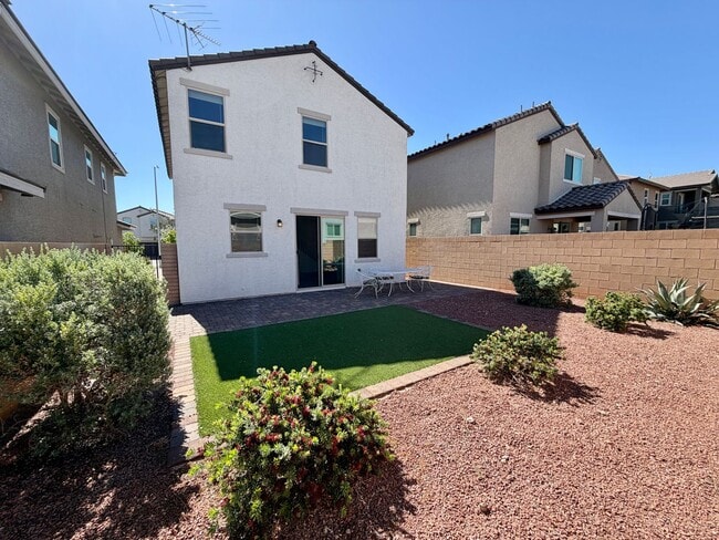 Building Photo - Great 3 bedroom in Cadence