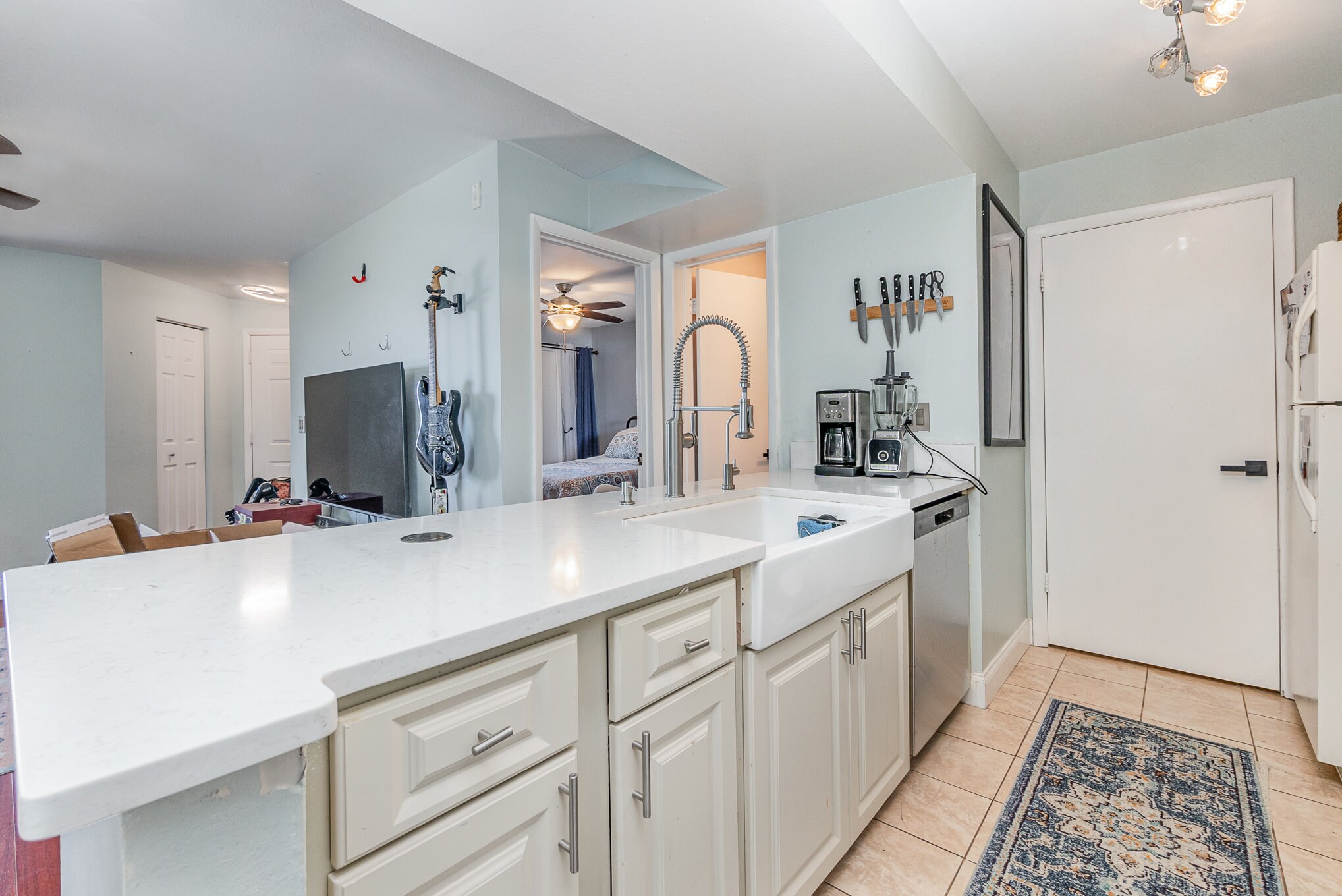 Building Photo - 3038 Parkway Blvd