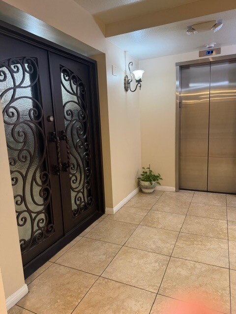 Building Photo - 16866 Kingsbury St