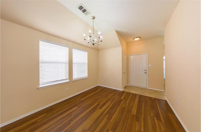 Building Photo - 1824 Heron Dr