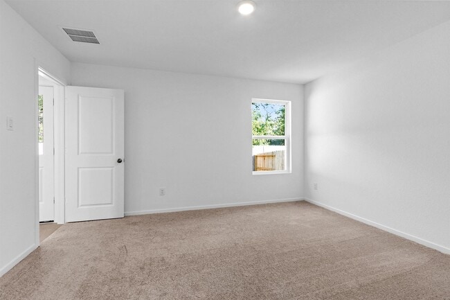 Building Photo - 3038 Mallorca Dr