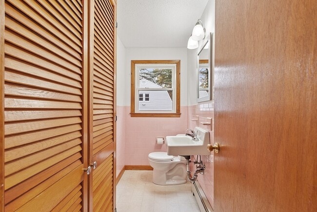 Building Photo - 4 Haskell Rd