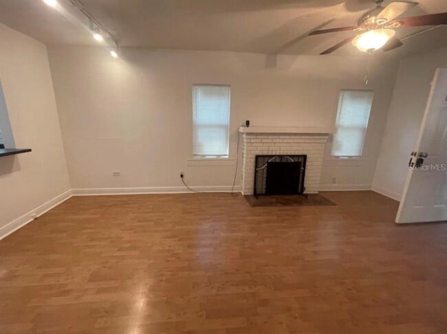 Building Photo - 1231 Highland St N