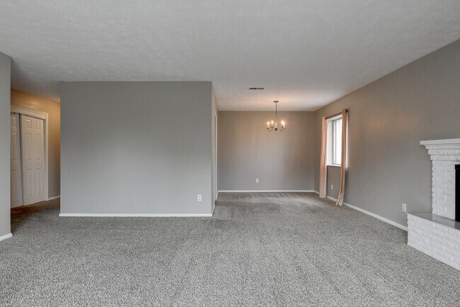 Building Photo - 500 S 37th St