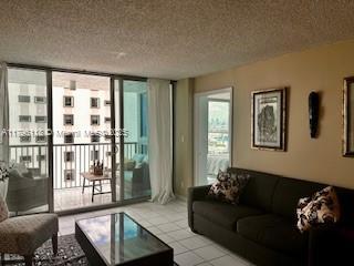 Building Photo - 2655 Collins Ave