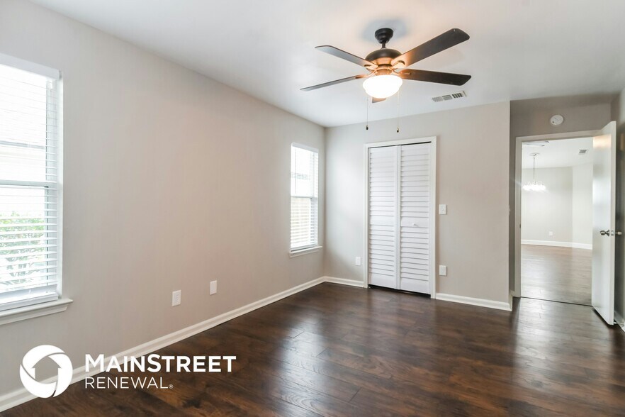Building Photo - 274 Carriann Cove Ct