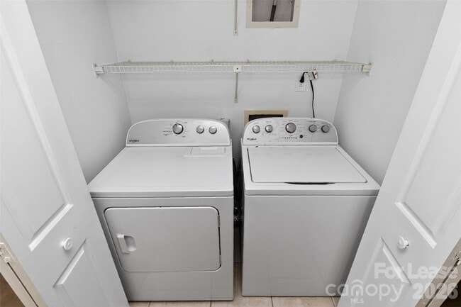 Building Photo - 6510 Clavell Ln