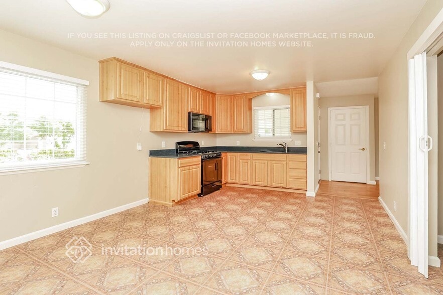 Building Photo - 125 Kennison Ct