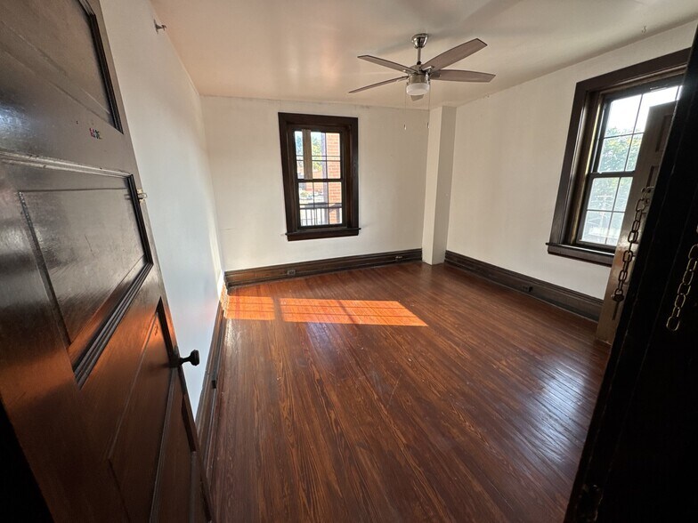 Building Photo - 103 E Pittsburgh St