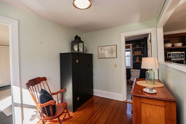 Building Photo - 57 Summer St