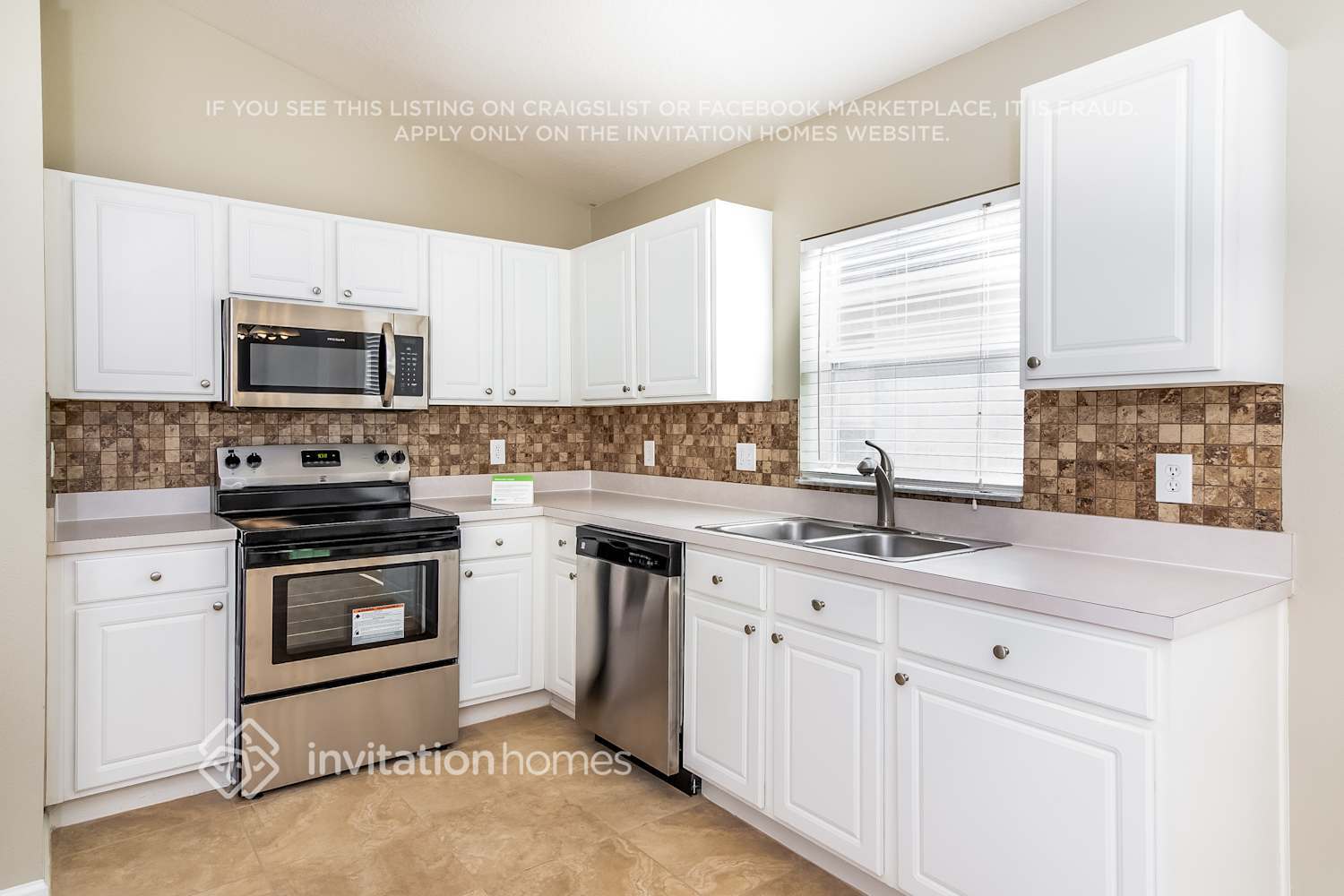 Building Photo - 11581 Misty Isle Ln