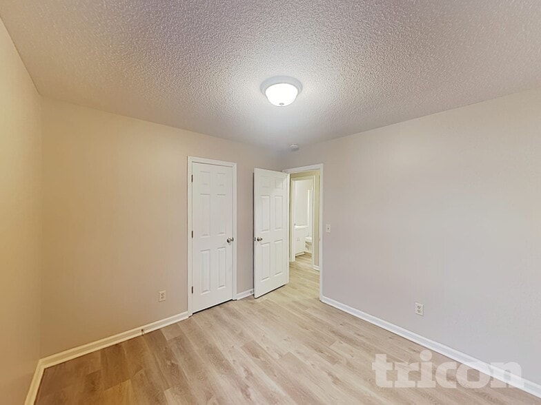 Building Photo - 209 Tavern Fare Rd