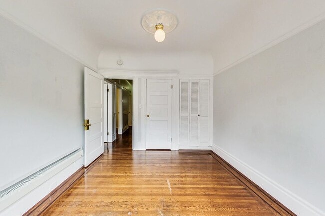 Building Photo - 1338 Haight St