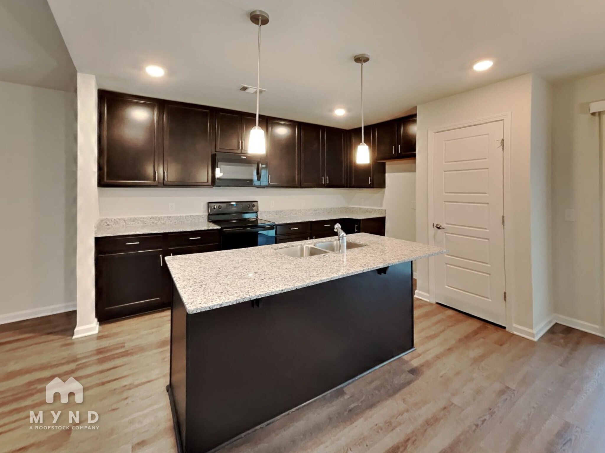 Building Photo - 119 Dasher Dr