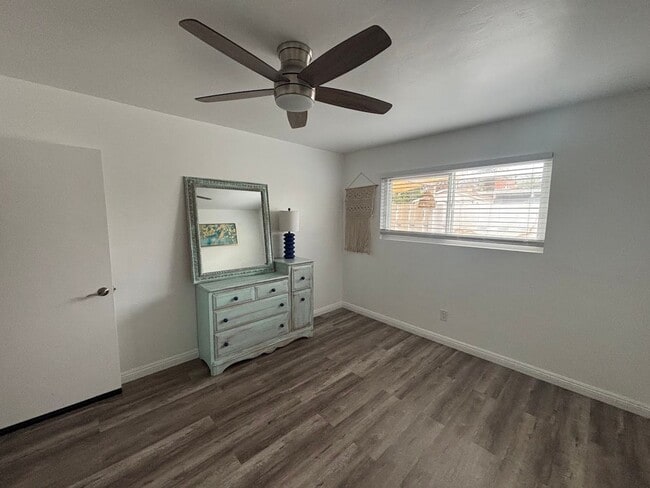 Building Photo - Hornblend