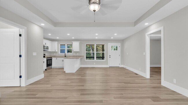 Building Photo - New construction home in beautiful Dunlap