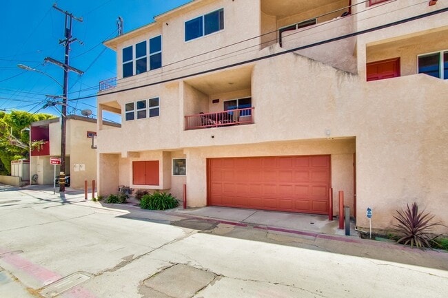 Building Photo - 831 Allerton Ct