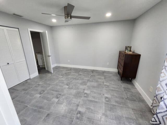 Building Photo - 8452 SE Croft Cir