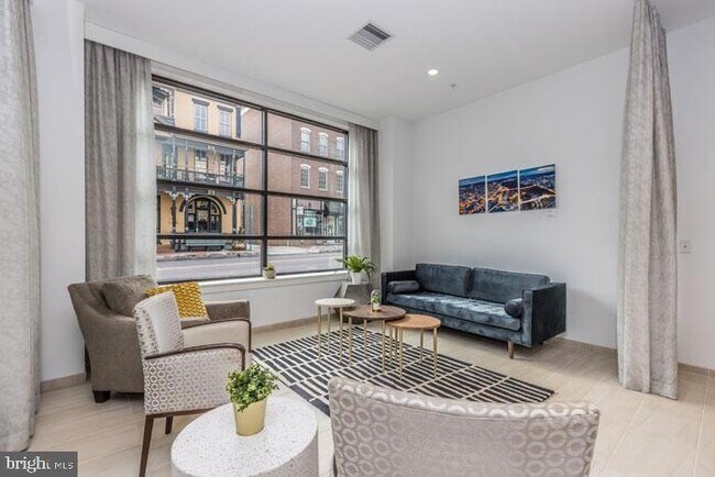 Building Photo - 131 Bridge Street Unit 1B-2-2420