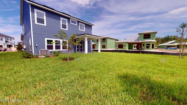 Building Photo - 45 Newton Ln