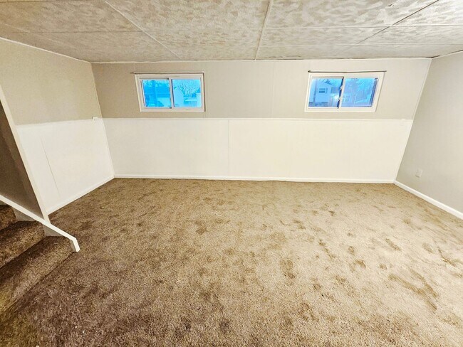 Building Photo - MOVE-IN READY 3bd 1ba Home – Recently Updated!