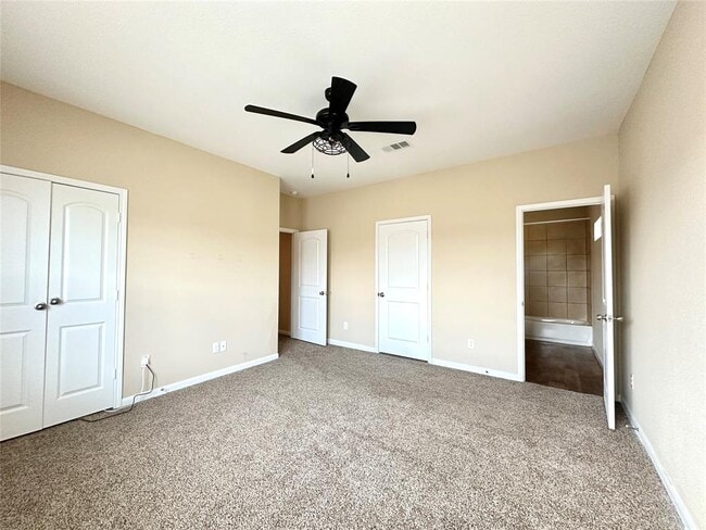 Building Photo - 8706 Torcello St