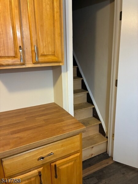 Building Photo - 36 Cross St