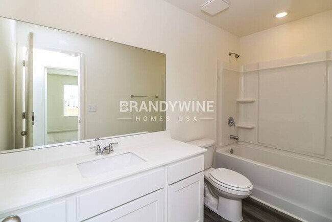 Building Photo - 534 Otway Lp