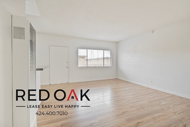 Building Photo - 1214 S Atlantic Dr