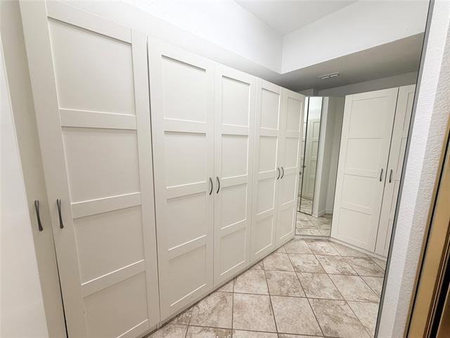 Building Photo - 4516 Avebury Dr