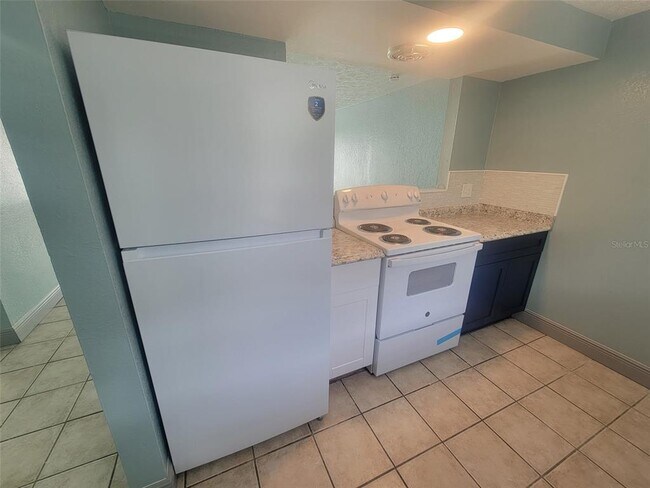 Building Photo - 5711 Silver Spur Dr