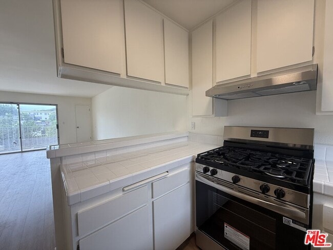 Building Photo - 523 Ashland Ave