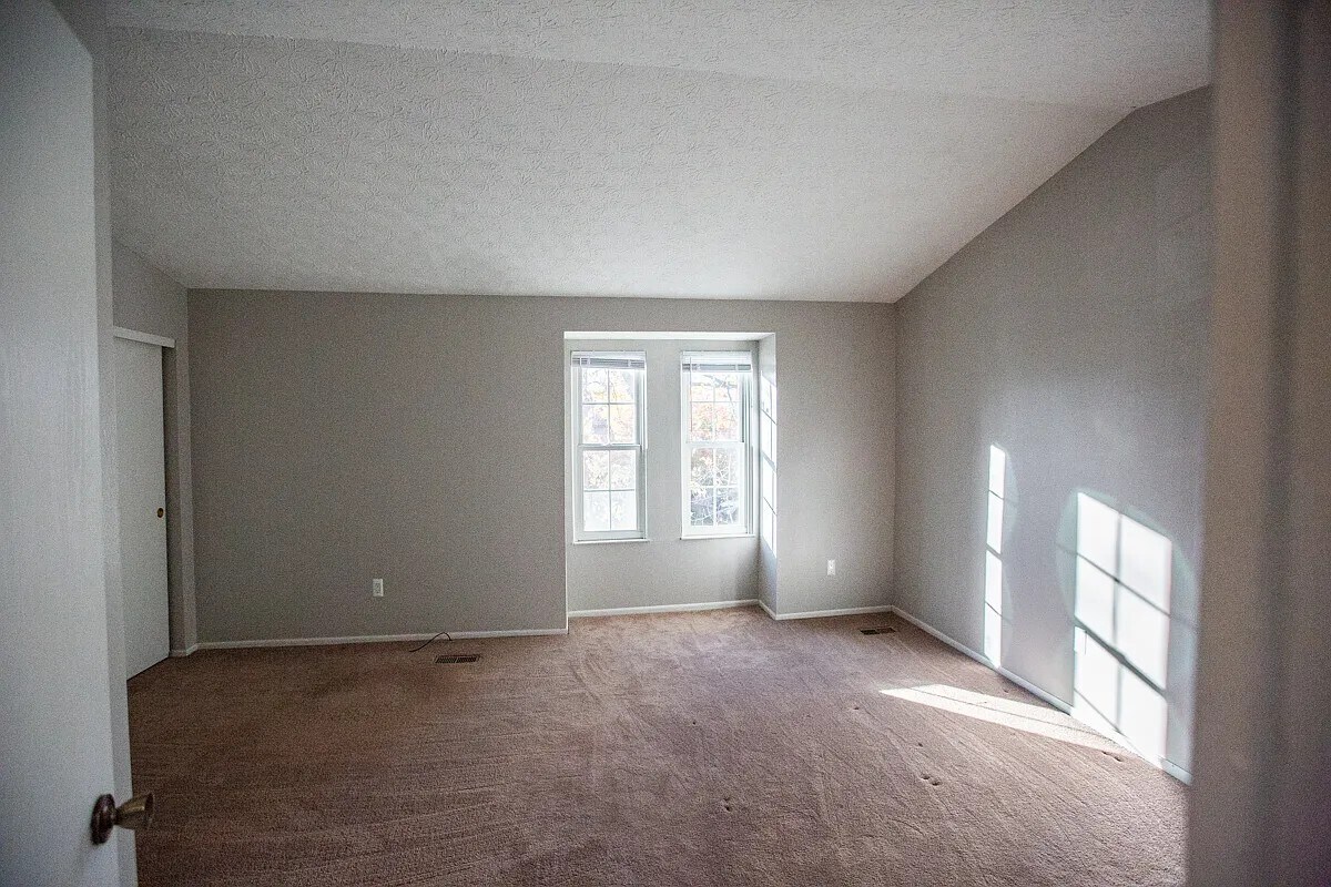 Building Photo - 1264 Michigan Ave