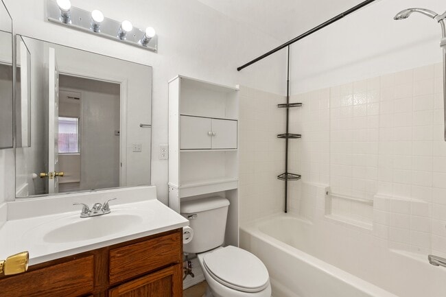 Building Photo - 24421 N Diamond Head Ave