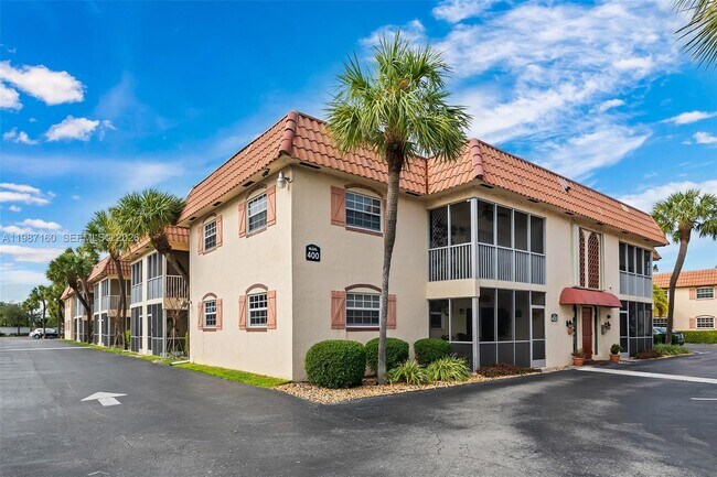 Building Photo - 101 E McNab Rd