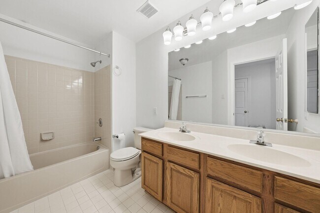 Building Photo - 6451 S Trotter Rd