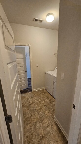 Building Photo - 205 Holt St