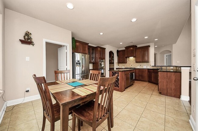 Building Photo - 22719 Shieldhall Ln