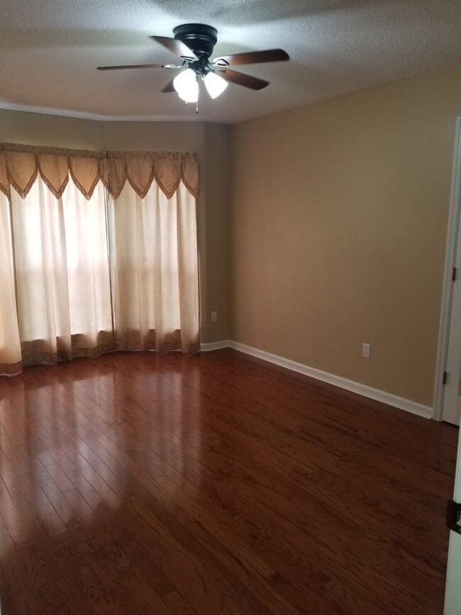 Building Photo - Ashley Lane, Enterprise, AL (Level Plains area)