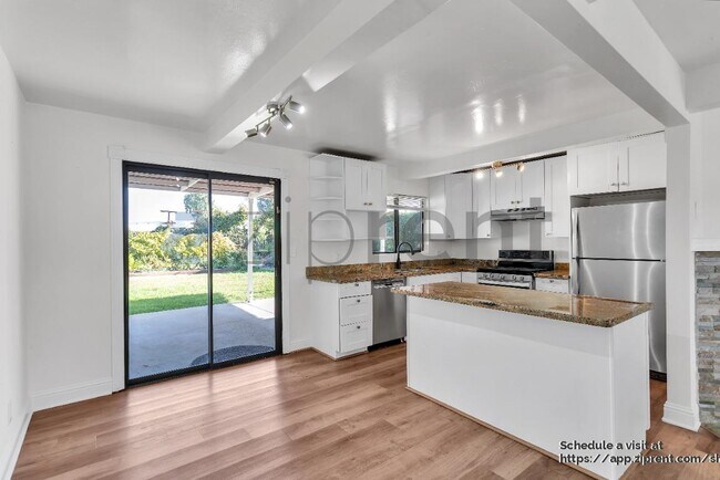 Building Photo - 1312 Carlton Ave