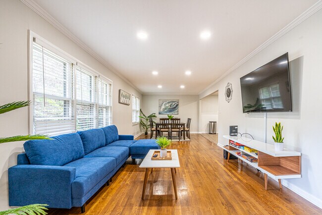 Building Photo - COMING SOON !!! 3/13/2026