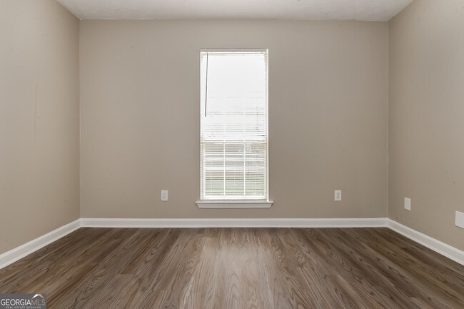 Building Photo - 49 Marissa Cove