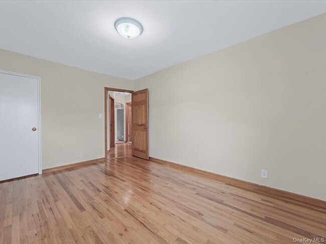 Building Photo - 58-52 208th St