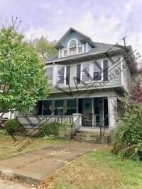 Building Photo - 1623-1623 1/2 Ohio St